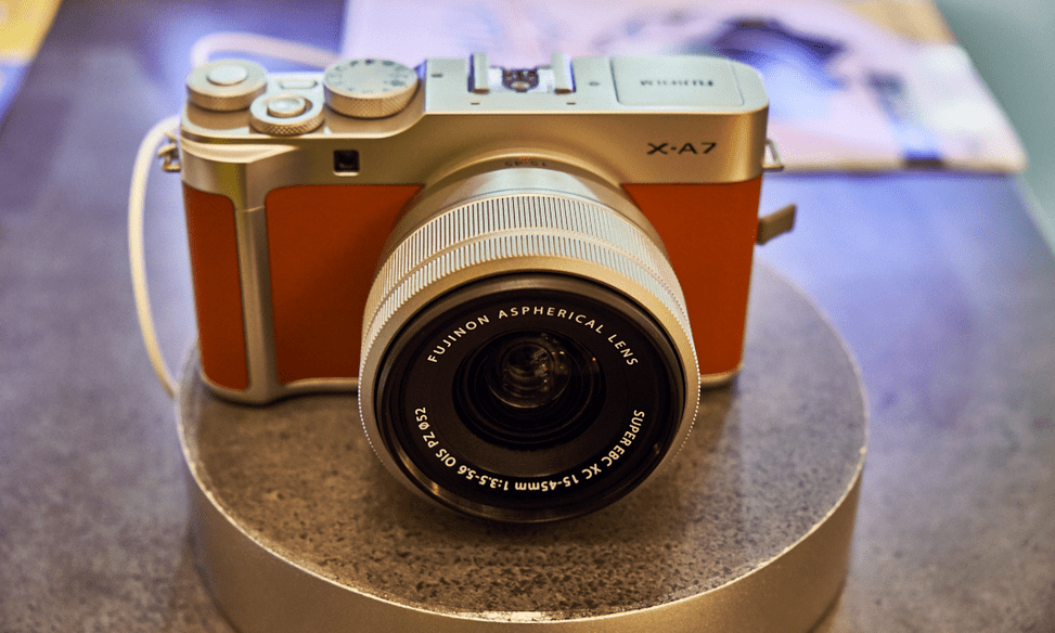 Kamera Mirrorless Fujifilm X-A7